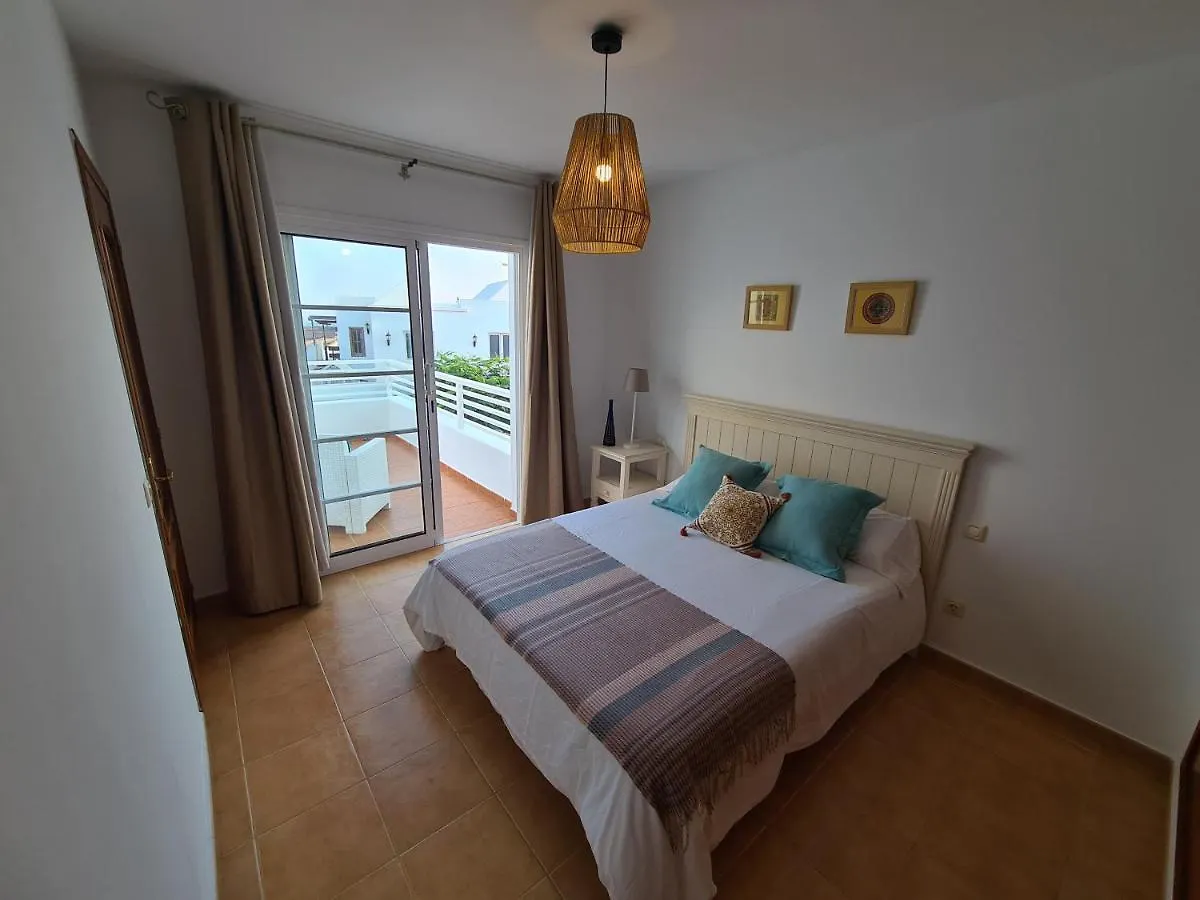 Mandala Apartment Tias Homestay